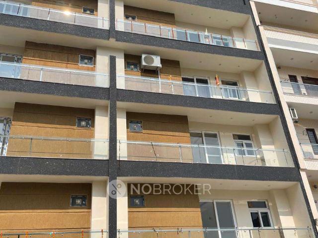 3 BHK Flat In Bptp District for Rent In Sector 85