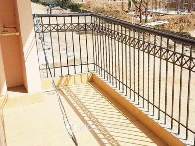 3 BHK Flat In Capital Gateway for Rent In Sector 110a