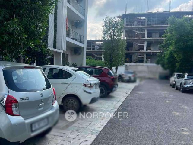 3 BHK Flat In Central Park Flamingo Floors for Rent In Central Park Sohna