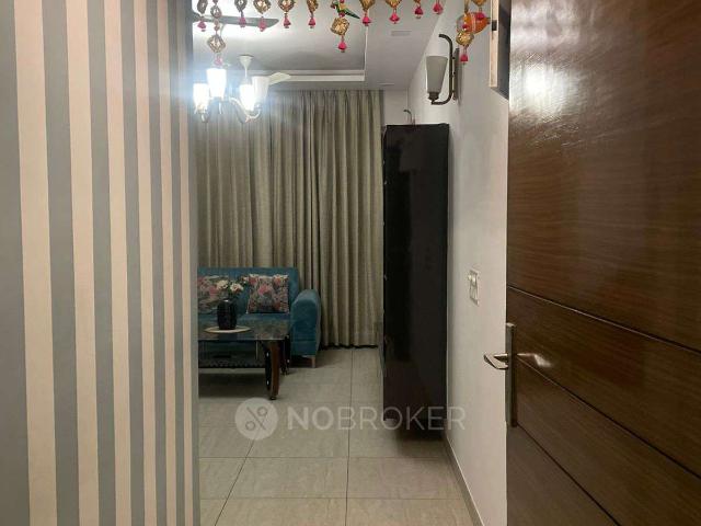 3 BHK Flat In Cleo County for Rent In Sector 121