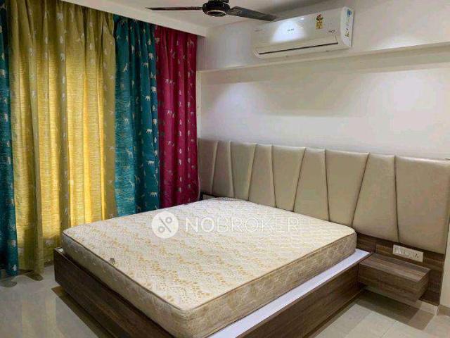 3 BHK Flat In Clover Acropolis Housing Society For Sale In