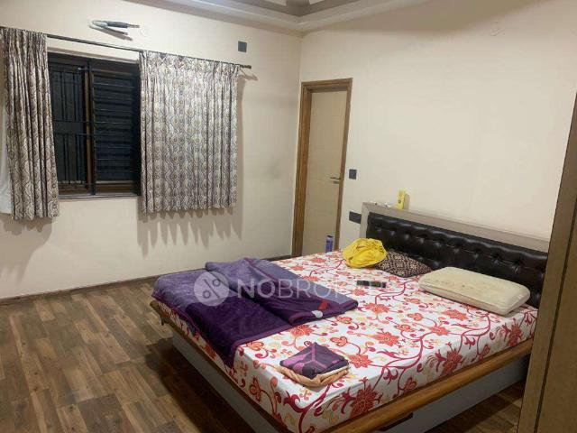 3 BHK Flat In Crescent Citadel For Sale In Seshadripuram