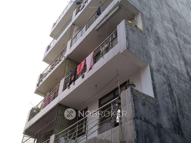 3 BHK Flat In Crystal Apartments for Rent In Pitampura