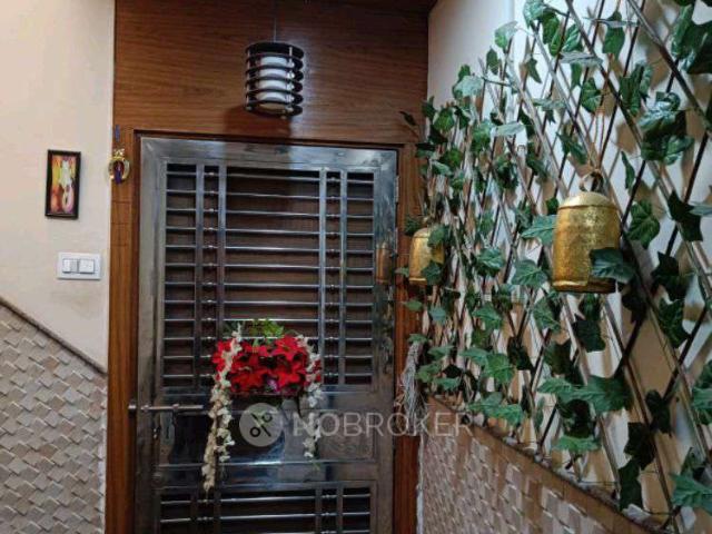 3 BHK Flat In Dwarika Dham Appartment, Moti Ram Roan, Ram