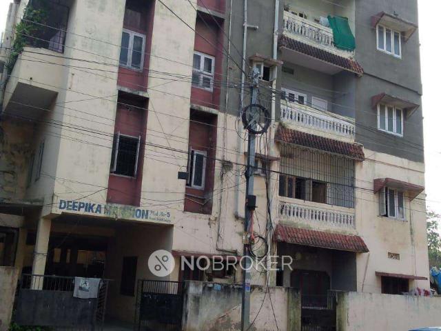 3 BHK Flat In Deepika Mansion For Sale In Karkhana