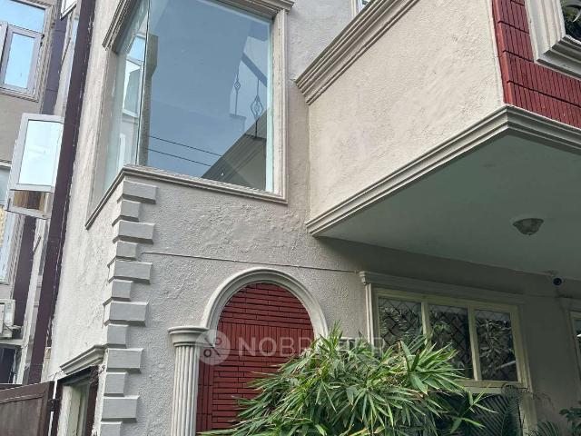 3 BHK Flat In Dlf Phase 1 for Rent In Gurgaon
