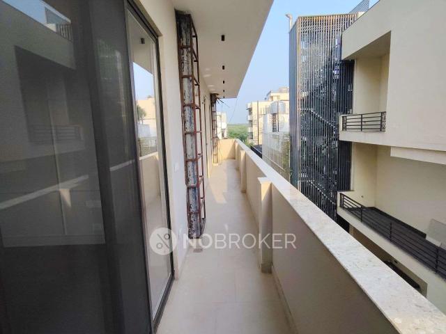 3 BHK Flat In Dlf Phase 1 for Rent In Sector 28