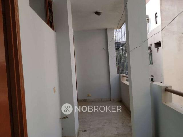 3 BHK Flat In Dlf Phase 2 for Rent In Sector 24