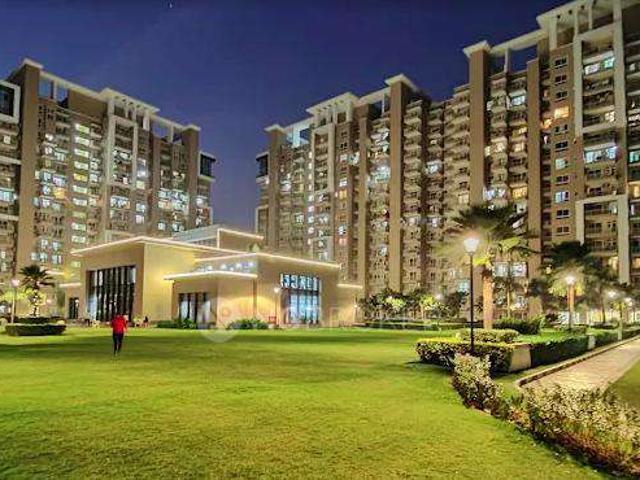 3 BHK Flat In Emaar Palm Gardens For Sale In Sector 83