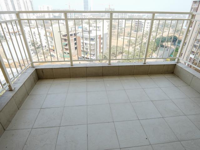 3 BHK Flat In Emaar Palm Gardens For Sale In Sector 83