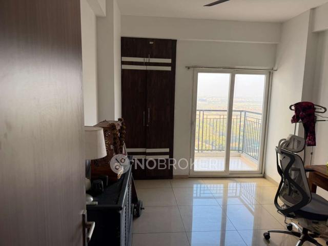 3 BHK Flat In Gulshan Botnia for Rent In Sector 144
