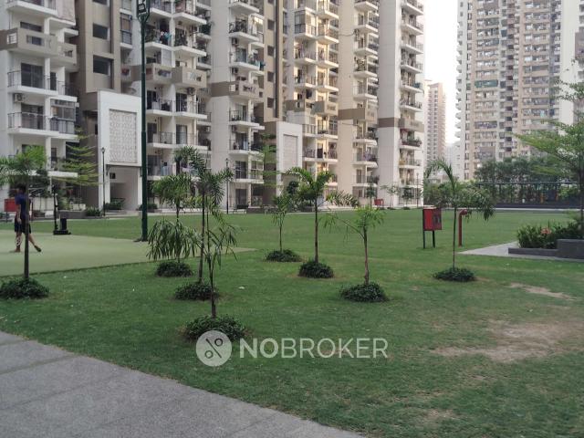 3 BHK Flat In Gulshan Bellina For Sale In Sector 16