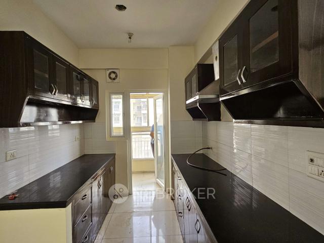 3 BHK Flat In Gulshan Vivante for Rent In Sector 137