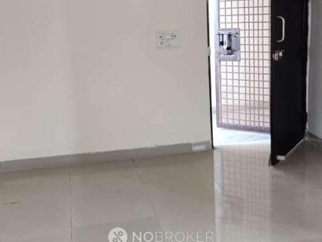 3 BHK Flat In Galaxy North Avenue Ii for Rent In Gaur City