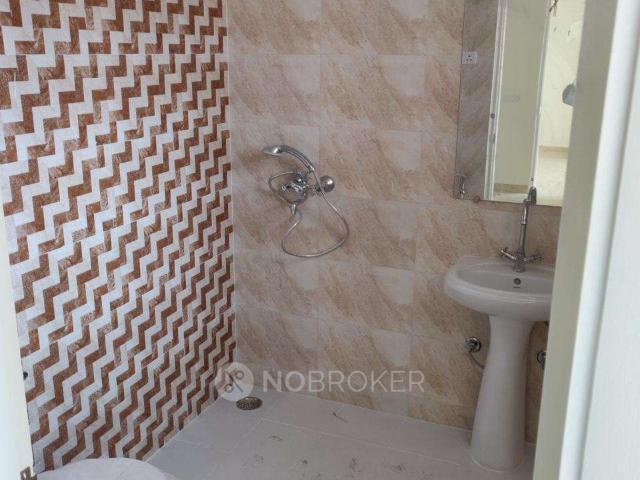 3 BHK Flat In Gaur City 7th Avenue for Rent In Sector 4, Gr
