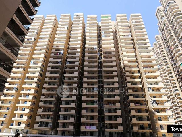 3 BHK Flat In Gaur City 2 14th Avenue, Sector 16c For Sale In Sector 16c