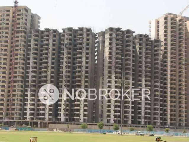 3 BHK Flat In Gaur Yamuna City 16th Park View For Sale In Y