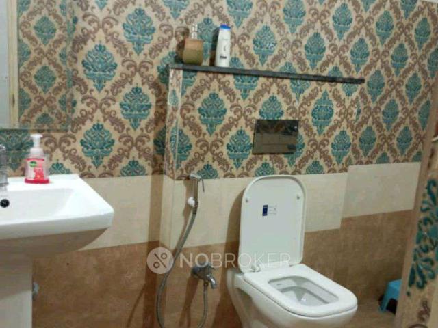 3 BHK Flat In Gem S. M.s Building For Sale In Banjara Hills