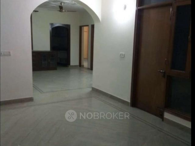 3 BHK Flat In Golden Apartments for Rent In Sector 47