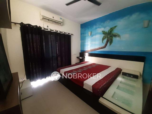 3 BHK Flat In Golf Gardenia For Sale In Alpha Ii