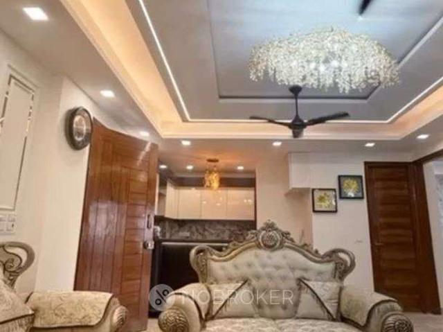 3 BHK Flat In Hargovind Enclave For Sale In Hargobind Enclave