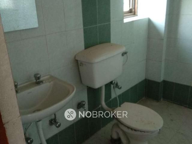 3 BHK Flat In Hig Flats For Sale In Omicron I