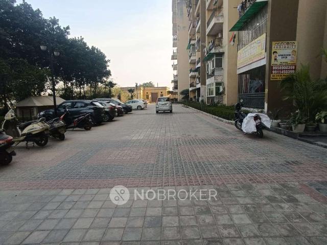 3 BHK Flat In Himalaya Pride for Rent In Techzone 4
