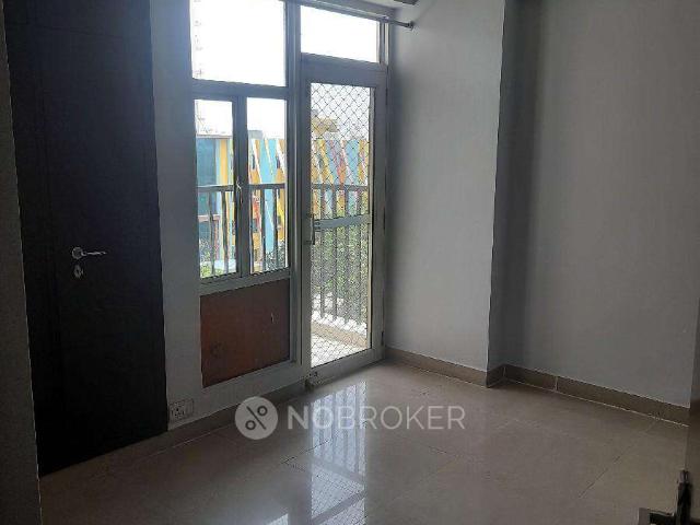 3 BHK Flat In Ist Avenue Gaur City 1 for Rent In Sector 4