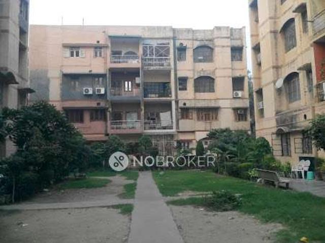 3 BHK Flat In Kanchan Apartment For Sale In Geeta Colony