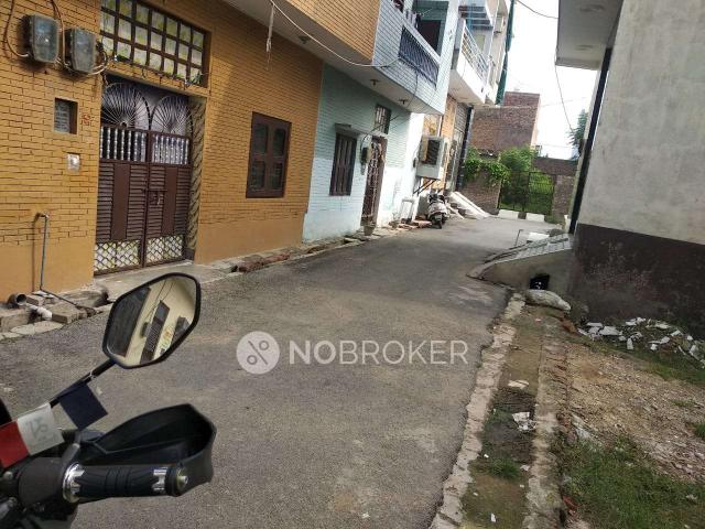 3 BHK Flat In Kashmiri Colony For Sale In Najafgarh