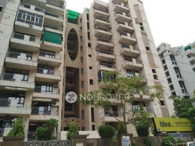 3 BHK Flat In Karanvir Towers For Sale In Sector 52