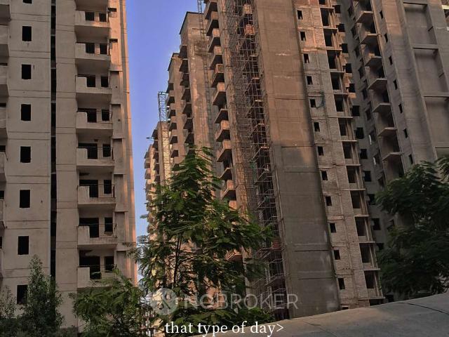 3 BHK Flat In Kbnows Apartment, Sector 16 For Sale In Kbnows Apartment