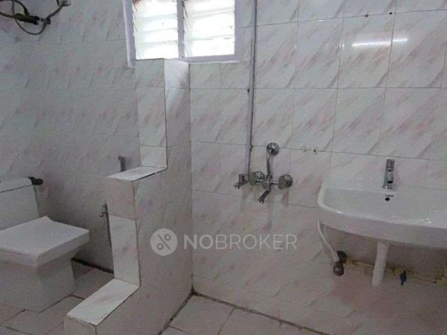 3 BHK Flat In Keerthi Lakeview Apartments, Banjara Hills for Rent In Banjara Hills