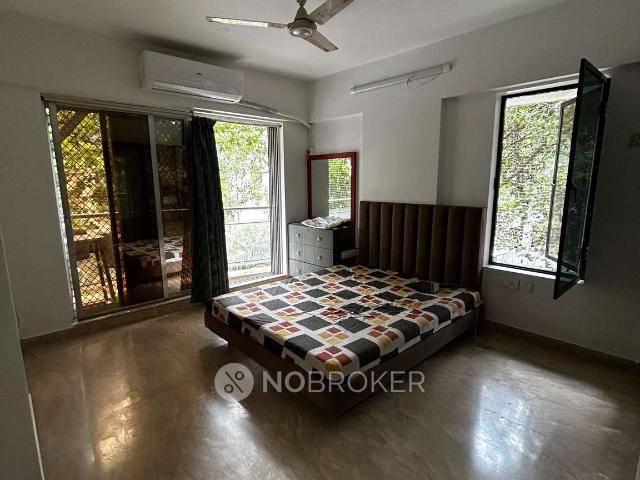 3 BHK Flat In Khar West for Rent In Golden Peak