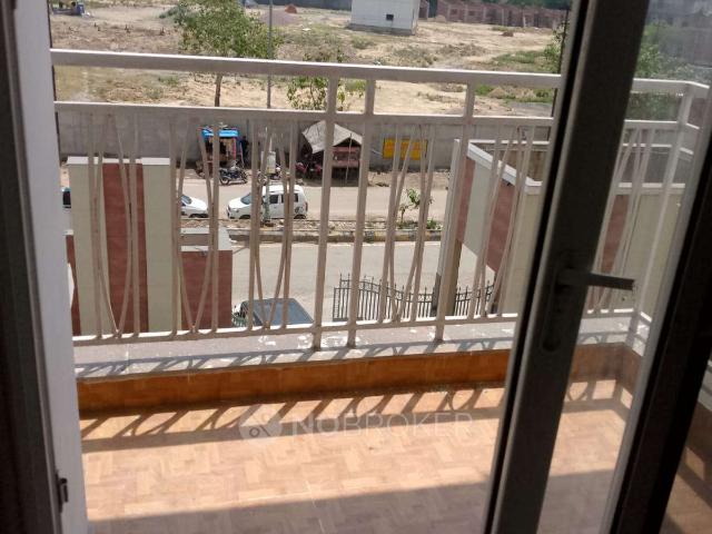 3 BHK Flat In Koyal Enclave, Gagan Vihar for Rent In Gagan Vihar