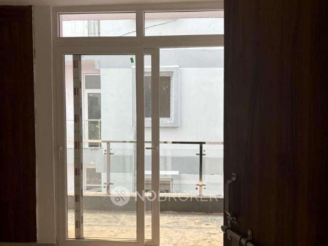 3 BHK Flat In Krystal Floors For Sale In Khera Choganpur