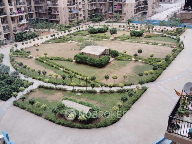 3 BHK Flat In La Residentia For Sale In Amrapali Dream Valley