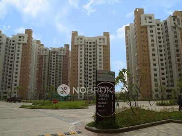 3 BHK Flat In Logix Blossom For Sale In Sector 143