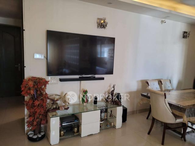 3 BHK Flat In Purvanchal Royal Park For Sale In Sector 137