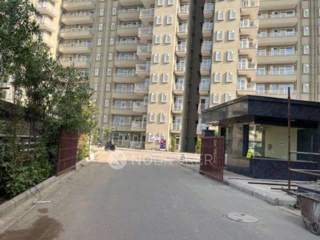 3 BHK Flat In Pyramid Altia for Rent In Sector 70