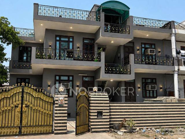 3 BHK Flat In Park Avanue for Rent In Sector 11