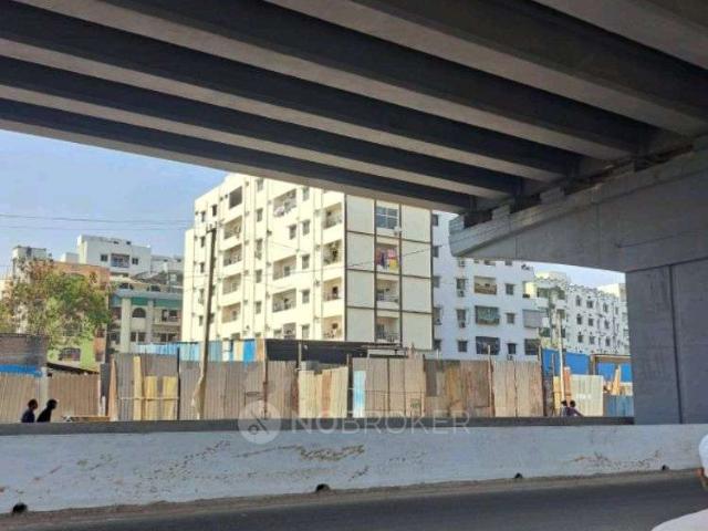 3 BHK Flat In R K For Sale In Bahadurpura