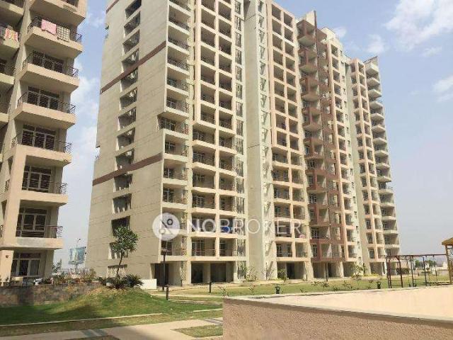3 BHK Flat In Raheja Navodaya for Rent In Sector 92