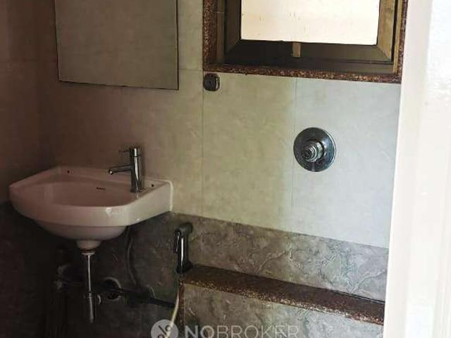 3 BHK Flat In Raja Shri Sapta Ratna Chs, Malad West For Sale