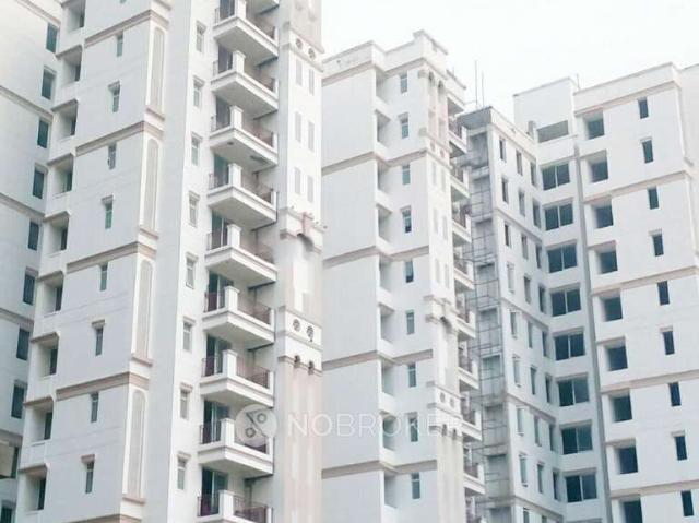3 BHK Flat In Ramprastha Skyz For Sale In Sector 37d