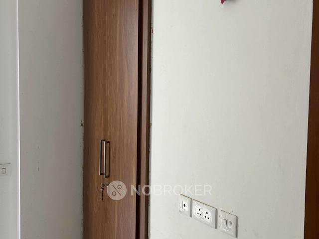3 BHK Flat In Ramprastha Primera for Rent In Sector 37d