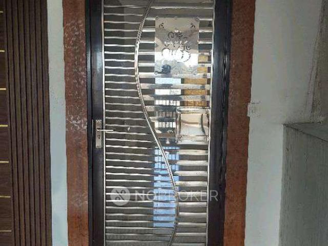 3 BHK Flat In Ratan Pearls for Rent In Sector 16