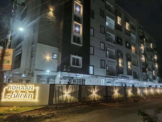 3 BHK Flat In Rohaan's Ashoka Apartments, Medavakkam for Re