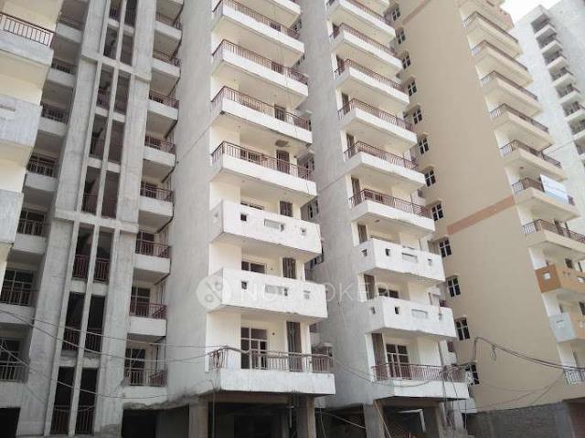 3 BHK Flat In Royal Nest Apartments for Rent In Ithaira