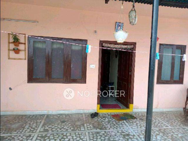 3 BHK Flat In Royal Comfort Apartment For Sale In Banjara Hills